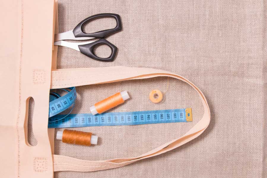 simple tote bag with sewing accessories